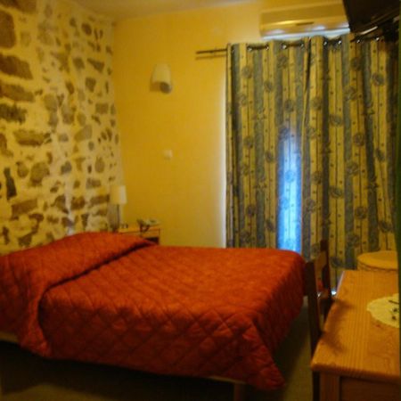 Le Bilboquet Hotell Le Puy-en-Velay Rum bild
