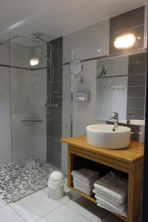 Le Bilboquet Hotell Le Puy-en-Velay Exteriör bild
