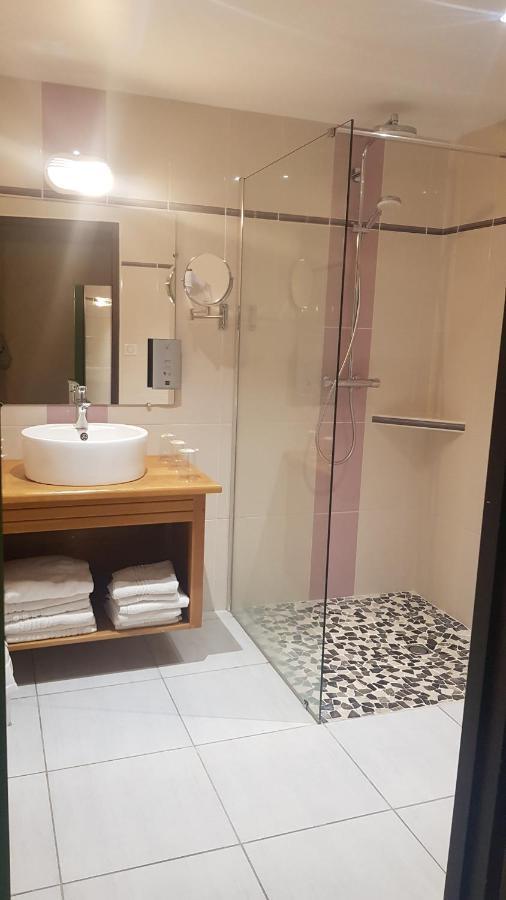 Le Bilboquet Hotell Le Puy-en-Velay Exteriör bild